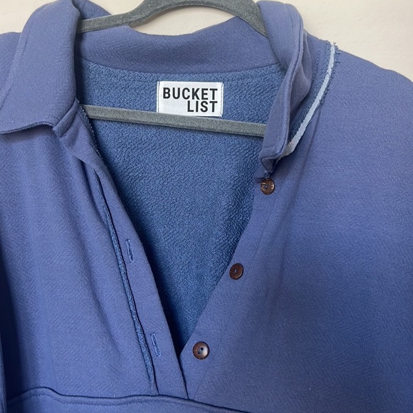 Light Sweatshirt - Picture 3 of 3